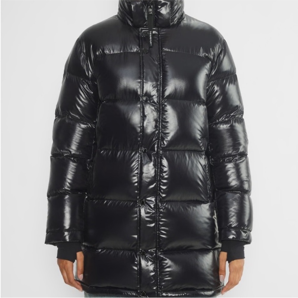 Aritzia super puff mid hi gloss